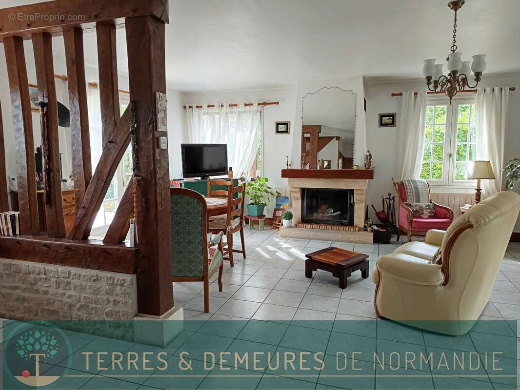 Maison à PONT-L'EVEQUE