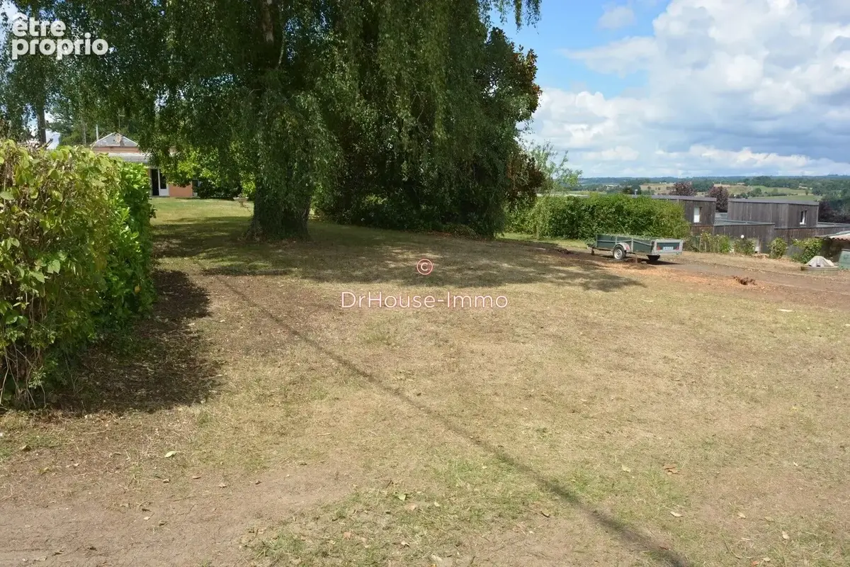Terrain 1 300 m² à vendre à Aixe-Sur-Vienne (87700) - photo 5
