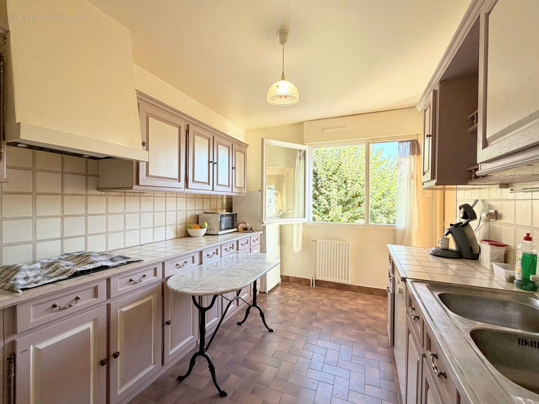 Appartement à RUEIL-MALMAISON