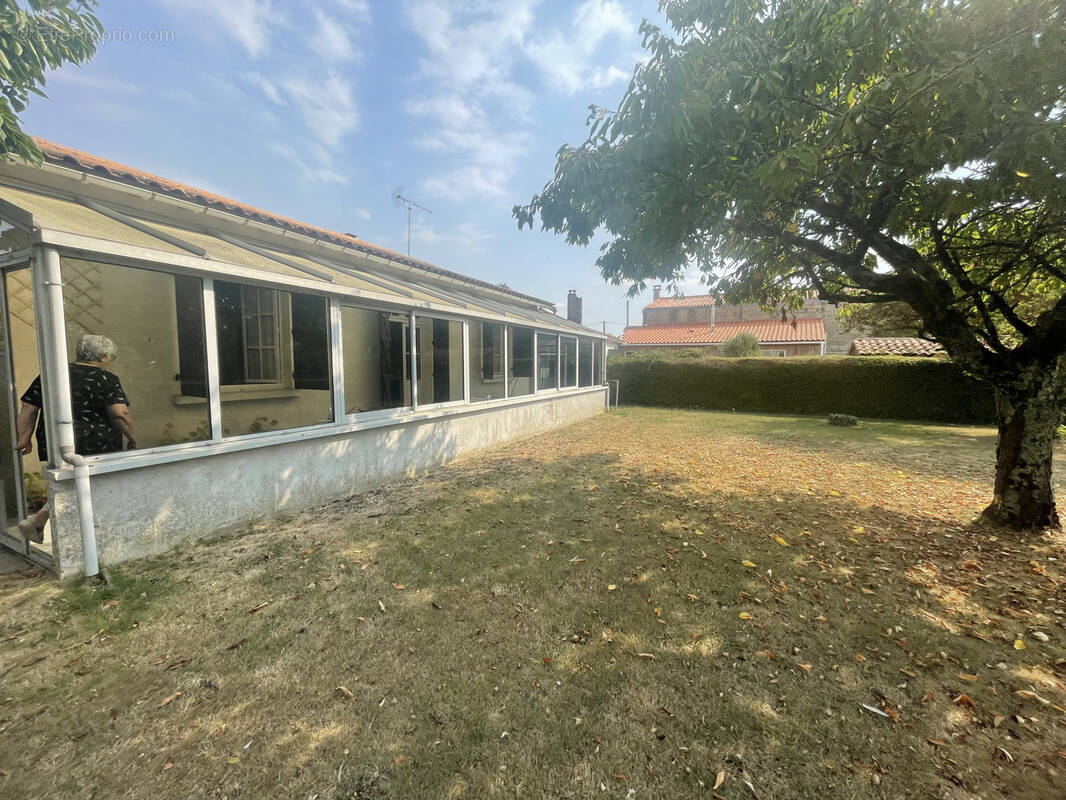 Maison à AIGREFEUILLE-D'AUNIS