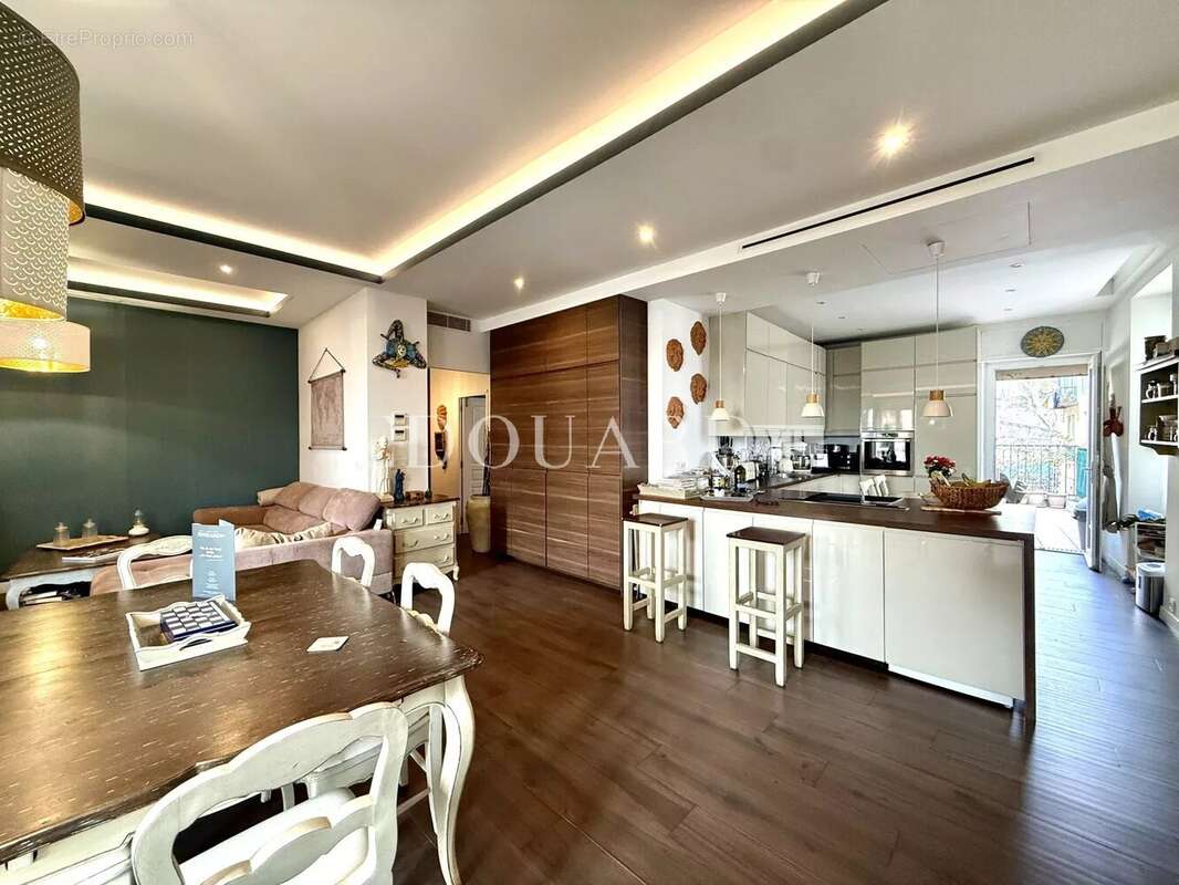 Appartement à MENTON