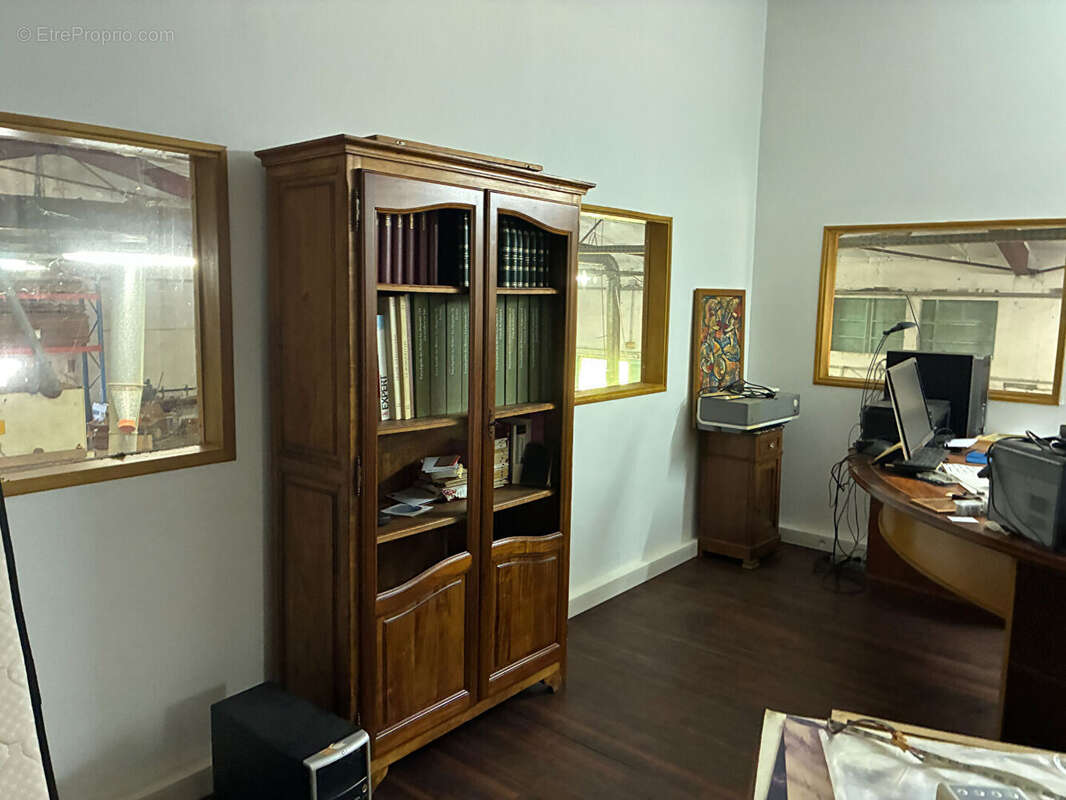 Commerce à SAINT-JOSEPH