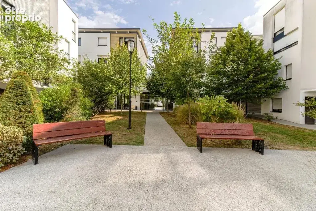 INVESTISSEMENT LOCATIF  Pau  Résidence Affaires All Suites  6,80 % de rentabilité - photo 11