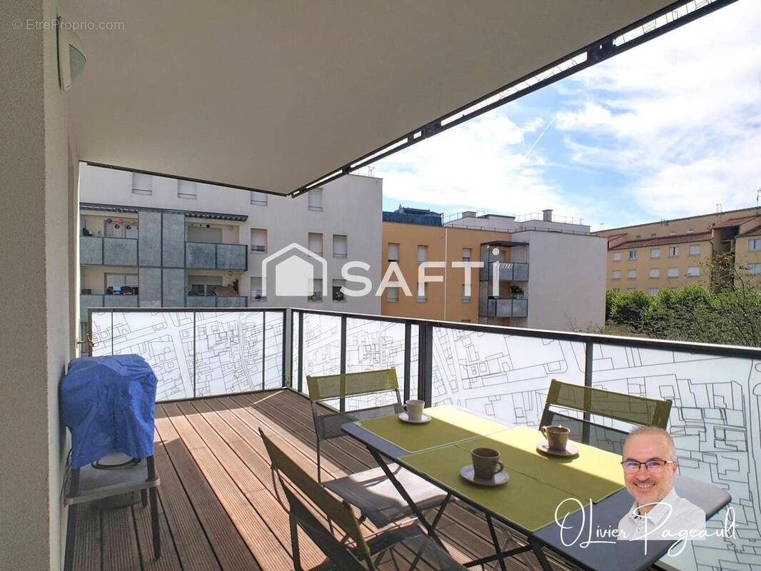 Photo 1 - Appartement à LYON-8E