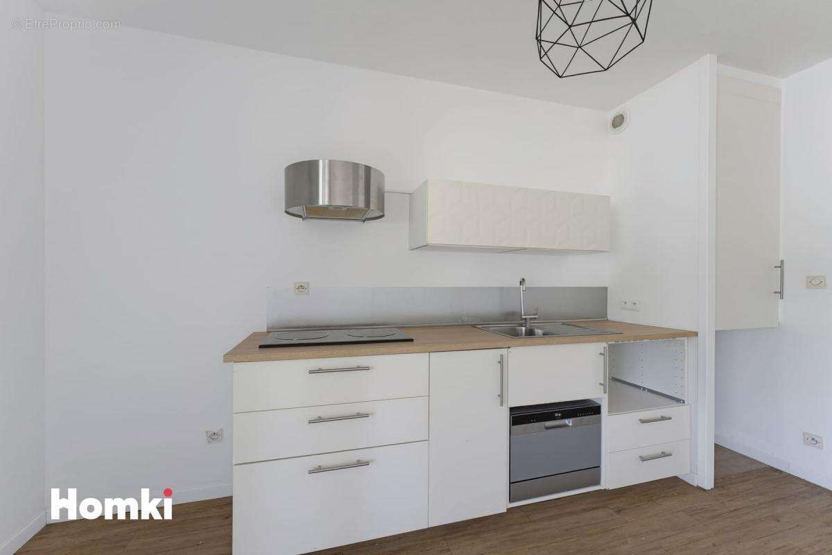 Appartement T3 de 53 m2 à Bordeaux 33000, Rue du Tauzin - photo 6