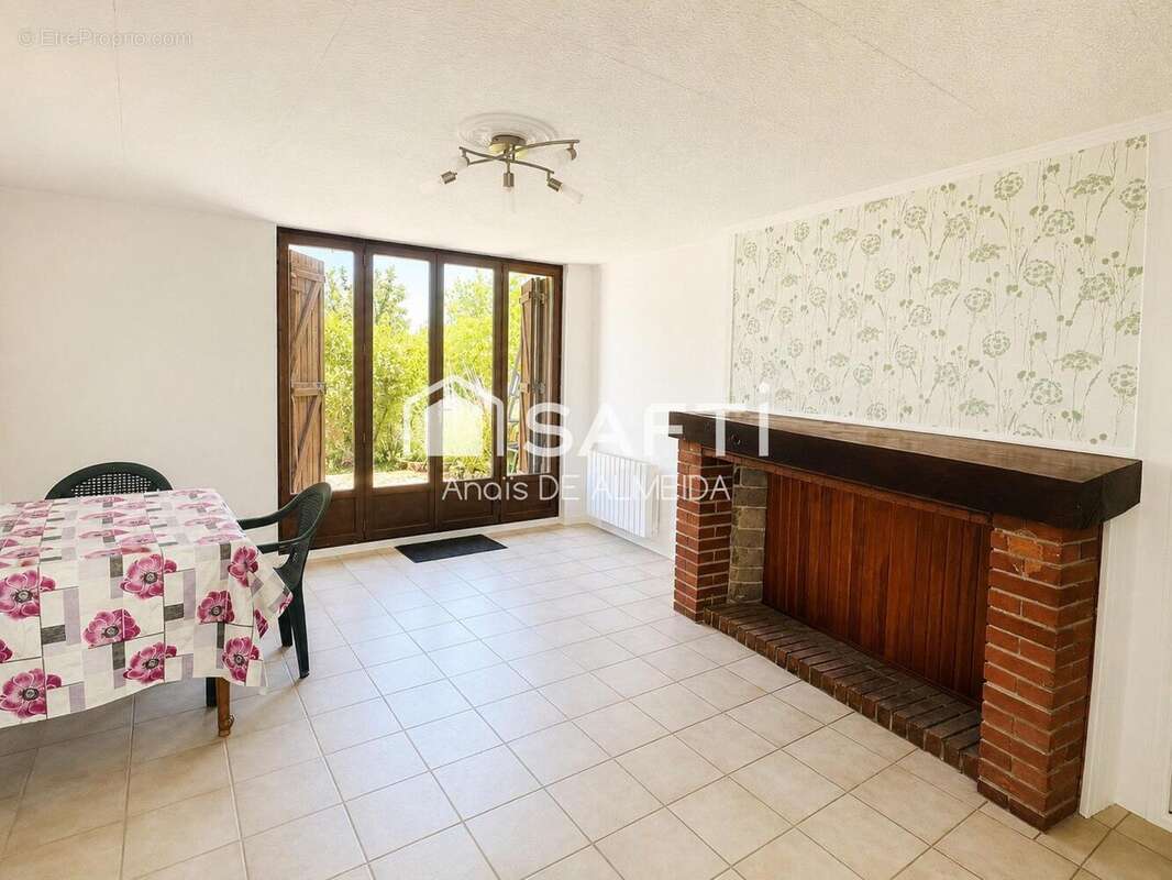 Maison 64 m² à Chery-Chartreuve  - photo 2