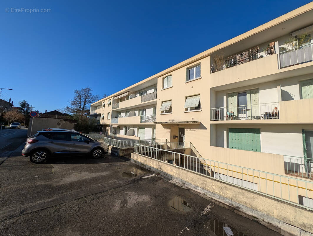Appartement à BOURG-LES-VALENCE