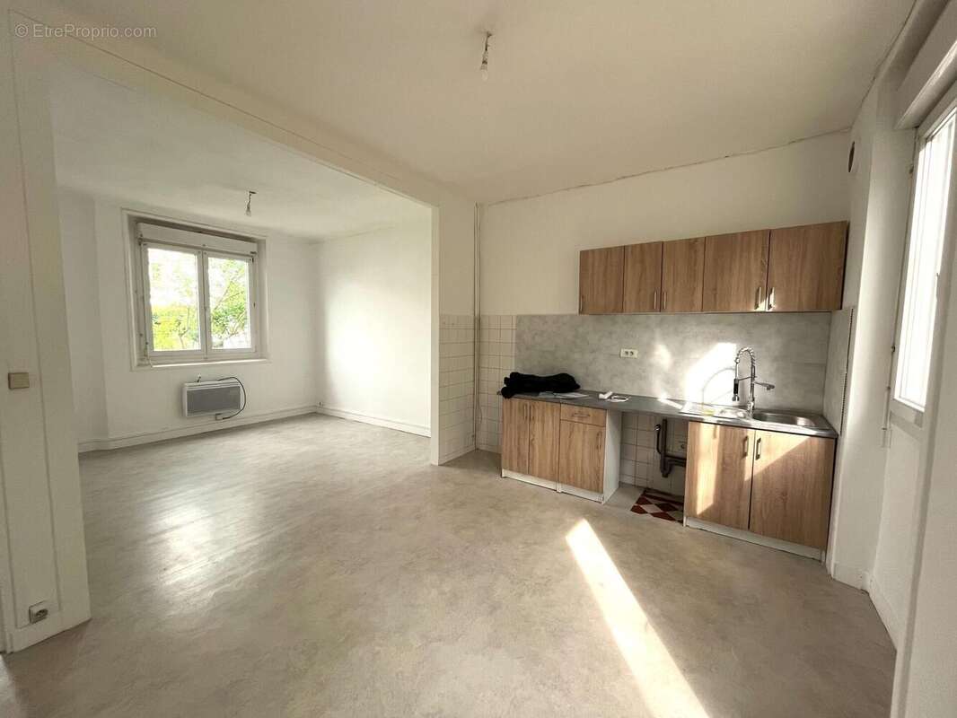 Photo 2 - Maison à SAINT-LOUBES
