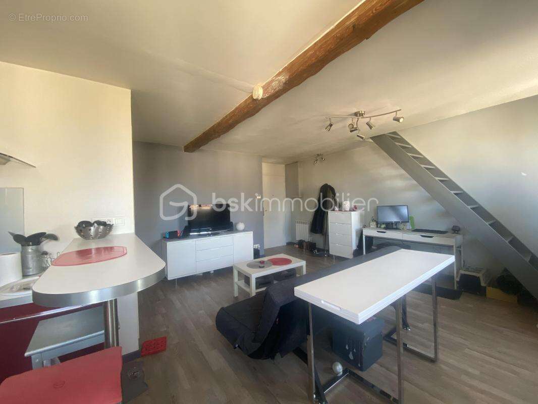 Appartement à DAMMARIE-LES-LYS