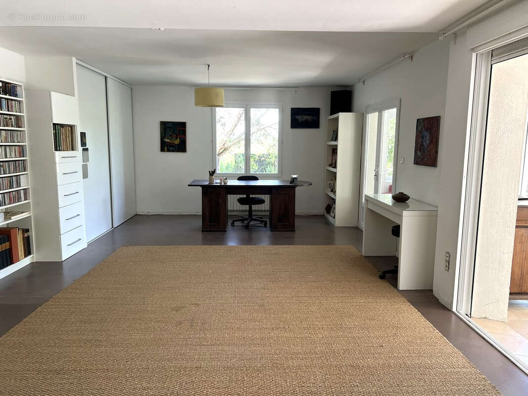 Maison à SAUVETERRE