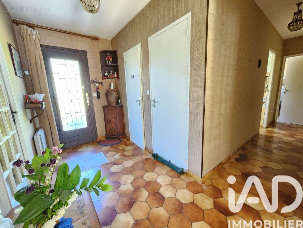 Maison 130 m² à Bourdenay  - photo 3