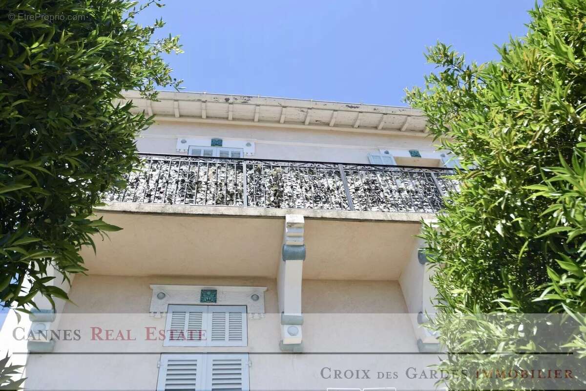 Appartement à LE CANNET