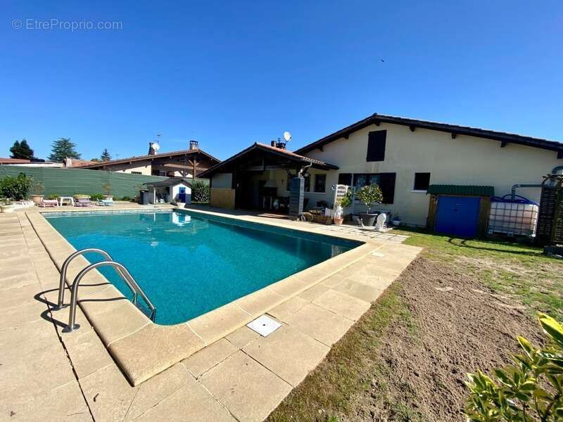 Maison 4 pièces (DPE C) avec piscine 10X5 et garage au centre de SAINT MARTIN D'ONEY (40) sur terrain 800M2 - photo 14