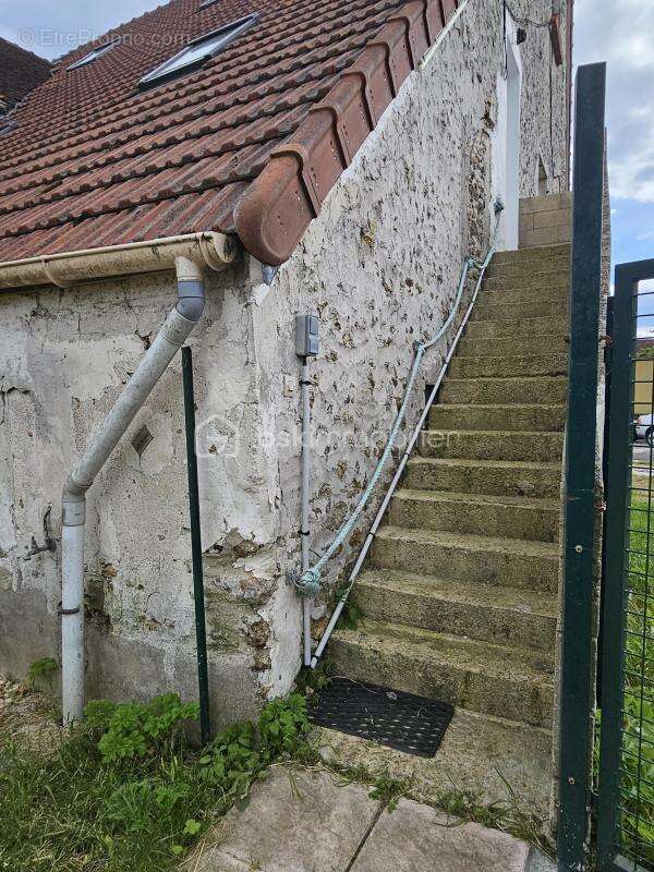 Appartement à MOUROUX