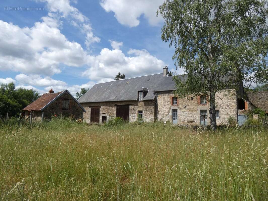 Maison à JARNAGES