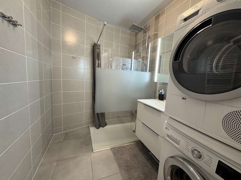 Appartement à BARBERAZ