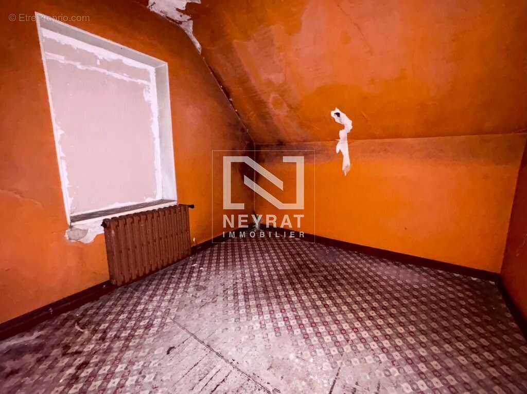 Appartement à ETANG-SUR-ARROUX