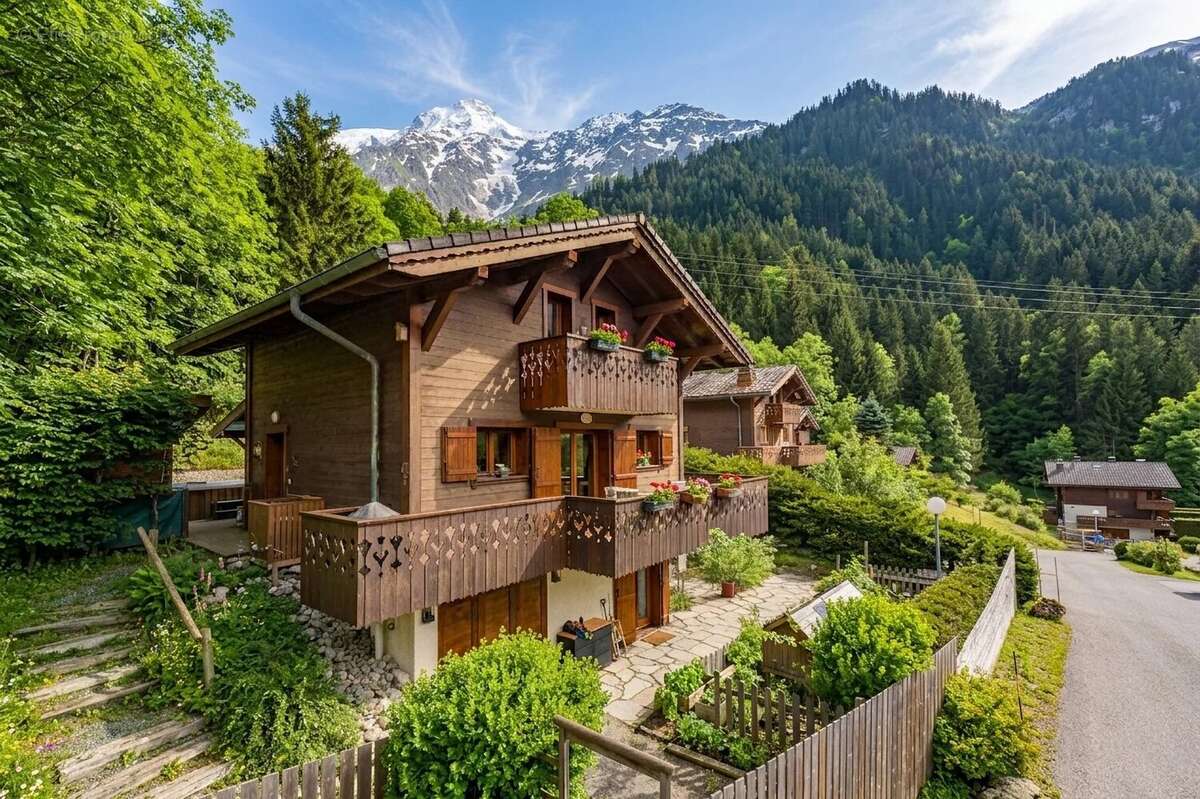 Maison à LES HOUCHES