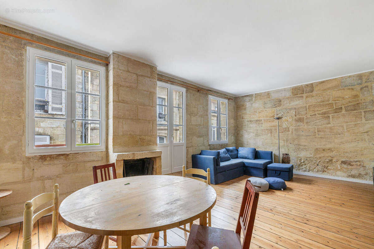 Appartement à BORDEAUX