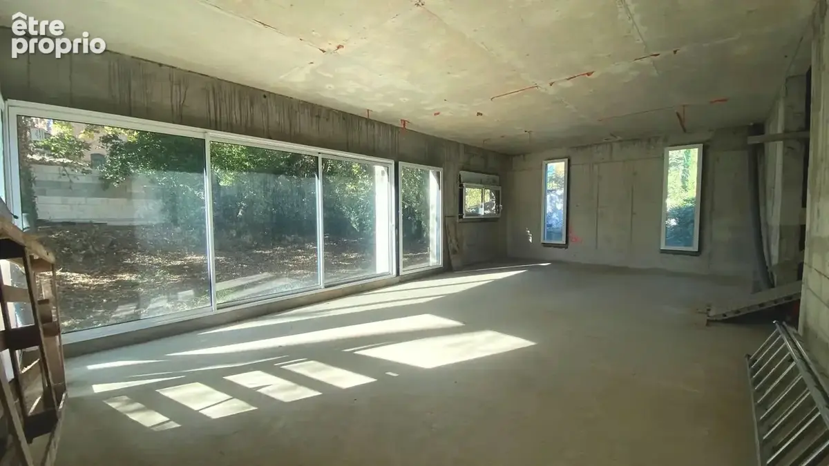 Valbonne — villa contemporaine - fort potentiel - photo 6