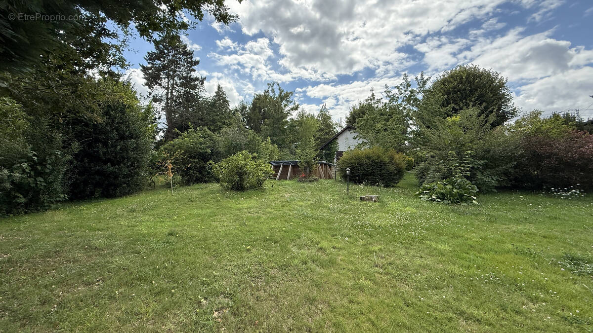 Terrain à GARANCIERES