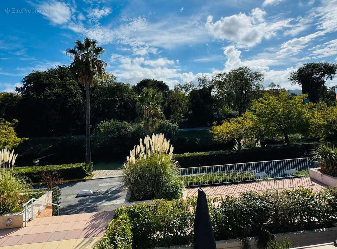 Appartement à COGOLIN