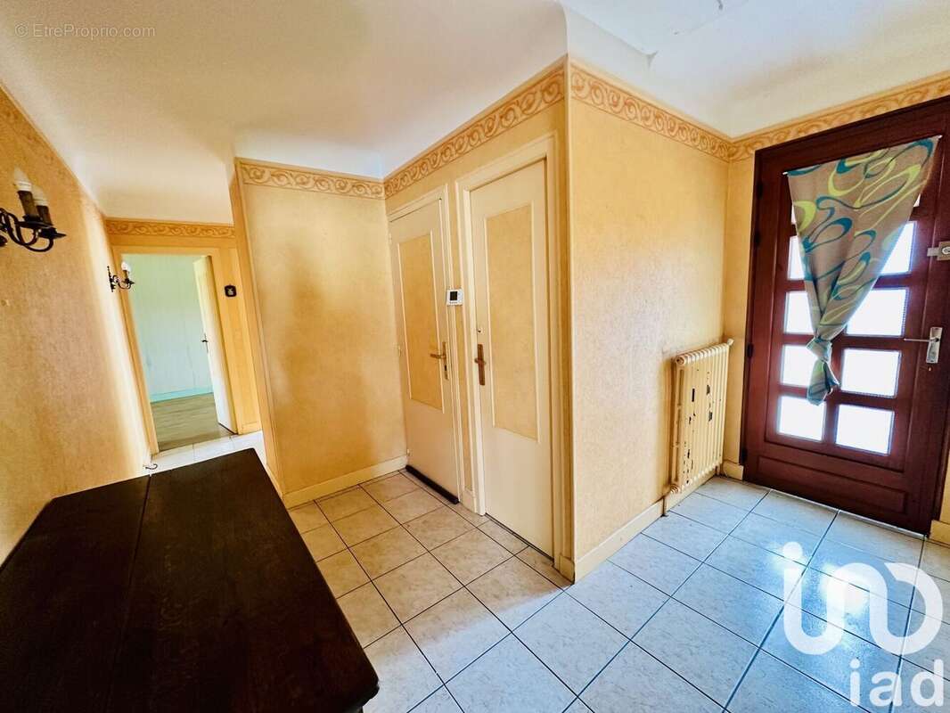 Photo 2 - Maison à SAINT-PREST