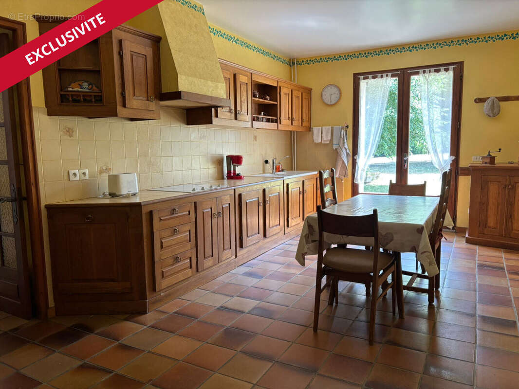 Maison 273m² à lizant - photo 5