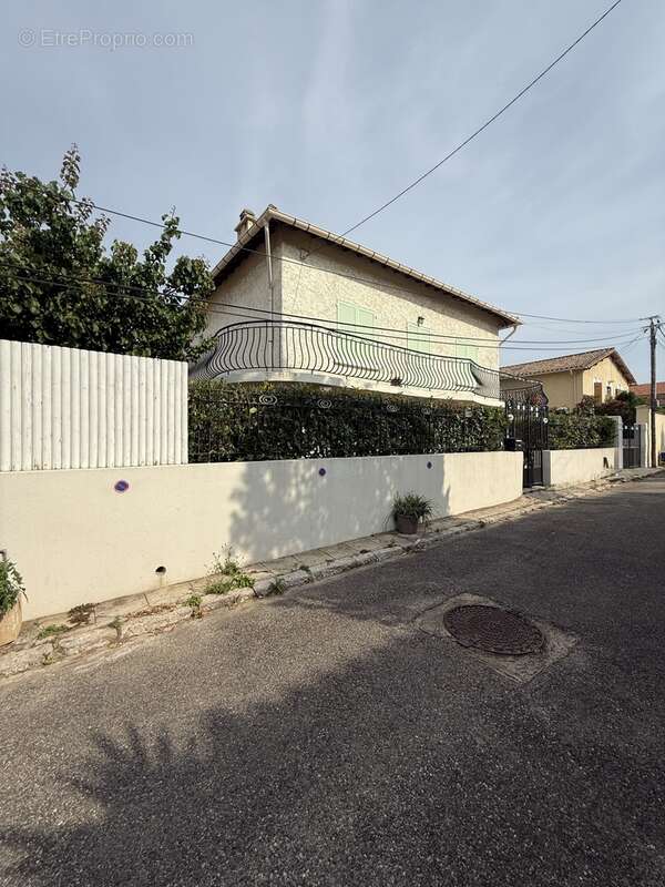 Maison à MARSEILLE-9E