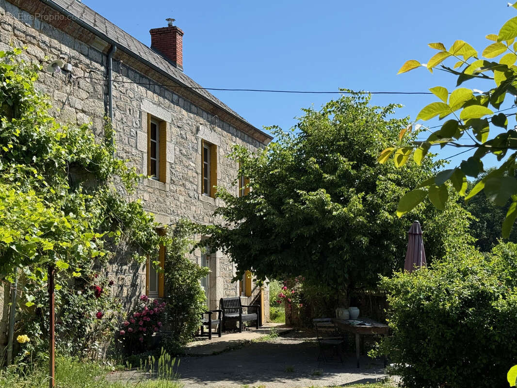 Maison à CHARENSAT