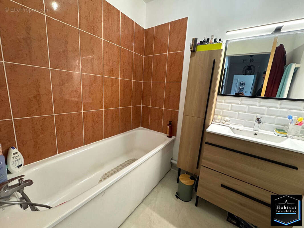 Appartement à NANTEUIL-LE-HAUDOUIN