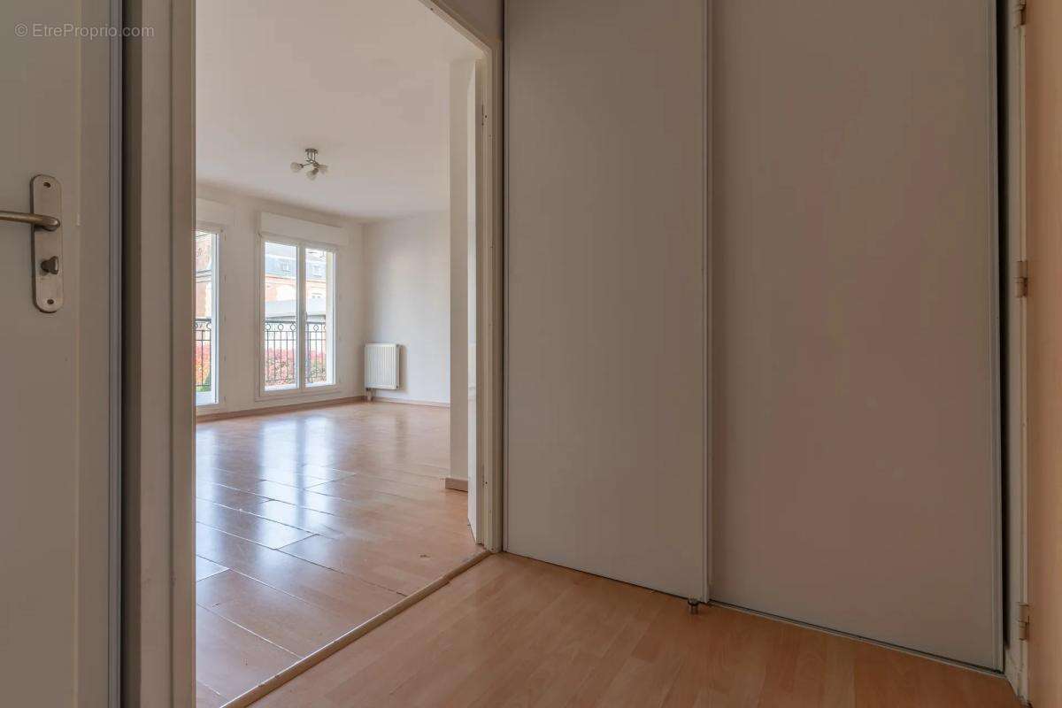 Appartement à SAINT-OUEN-L'AUMONE