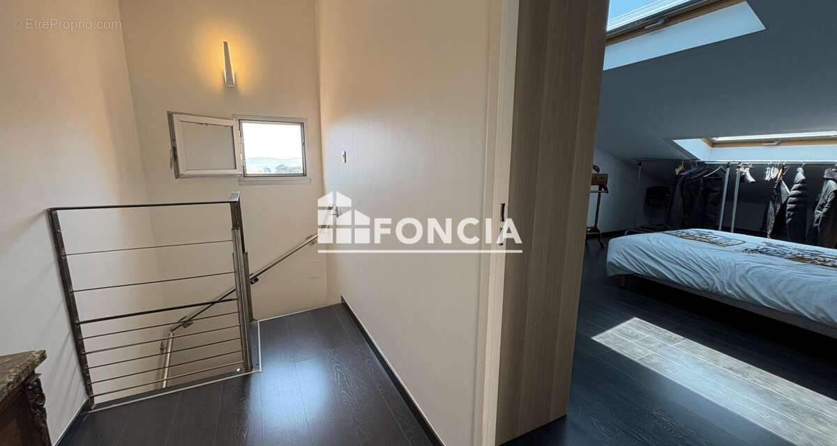 Appartement à CARQUEIRANNE