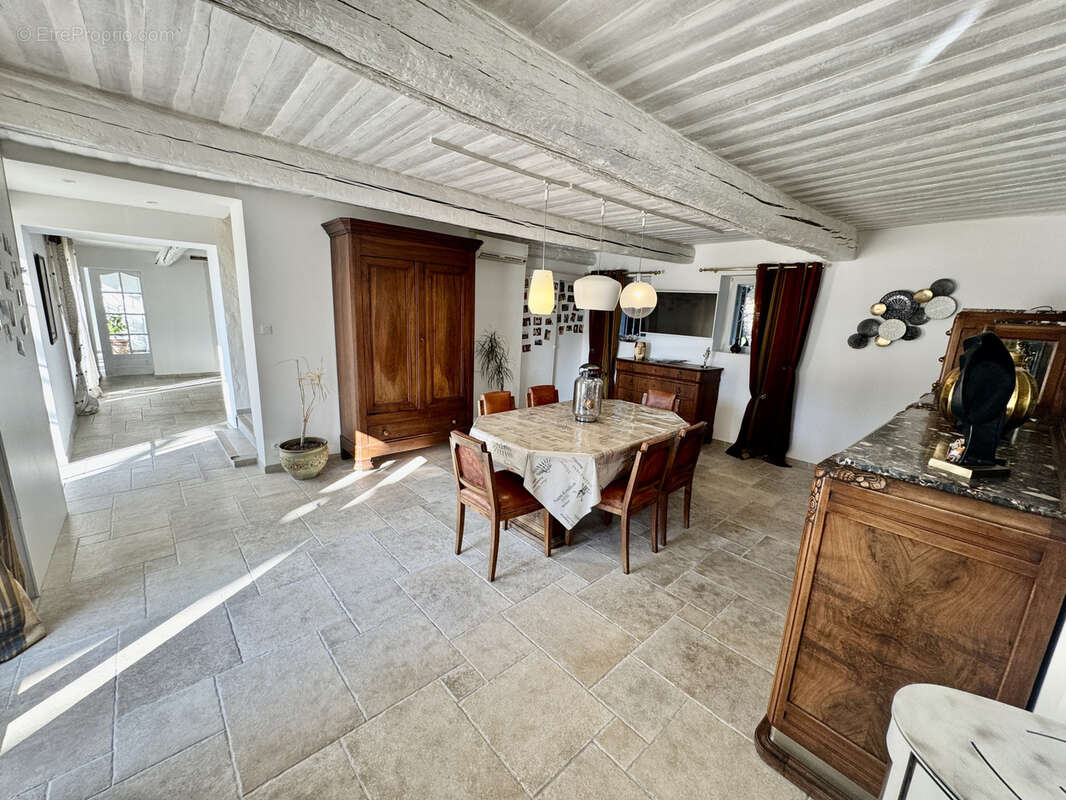 Maison à ORANGE