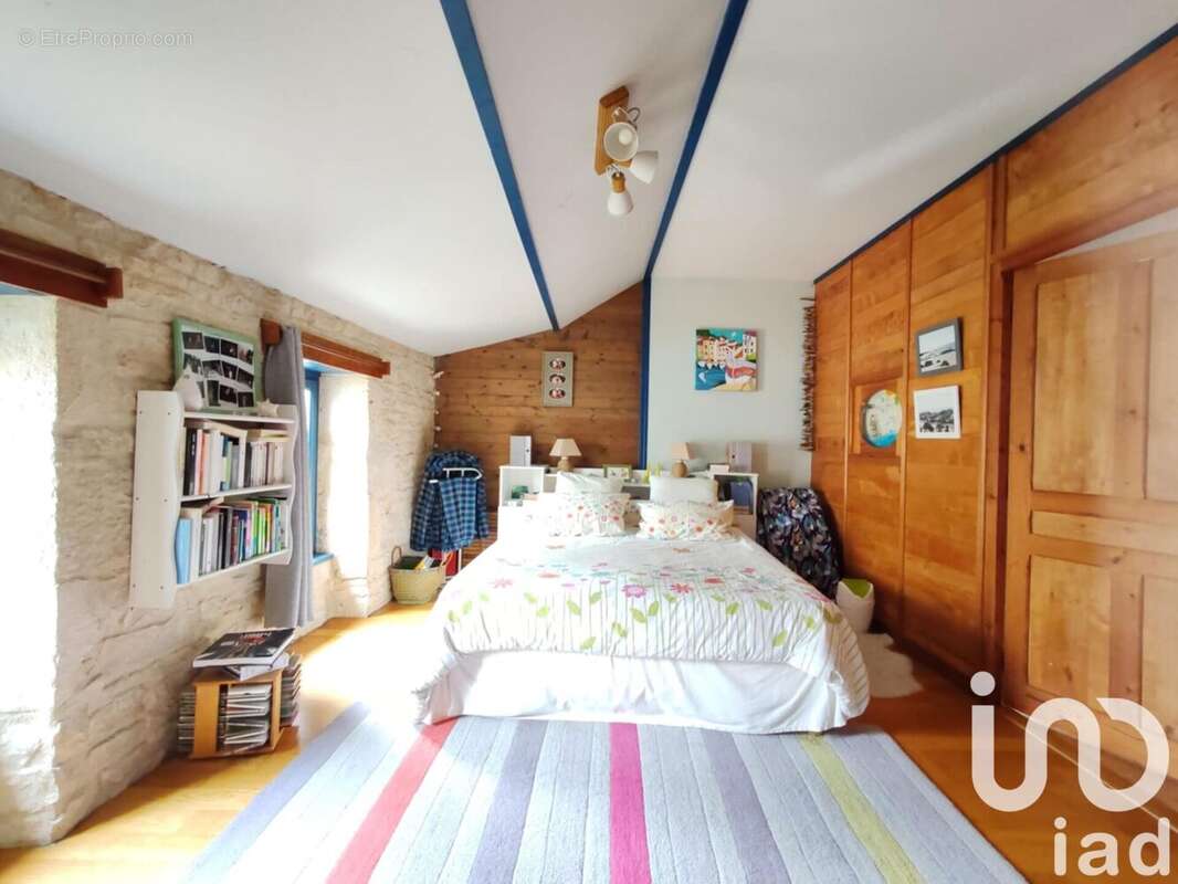 Photo 9 - Maison à VOUHE