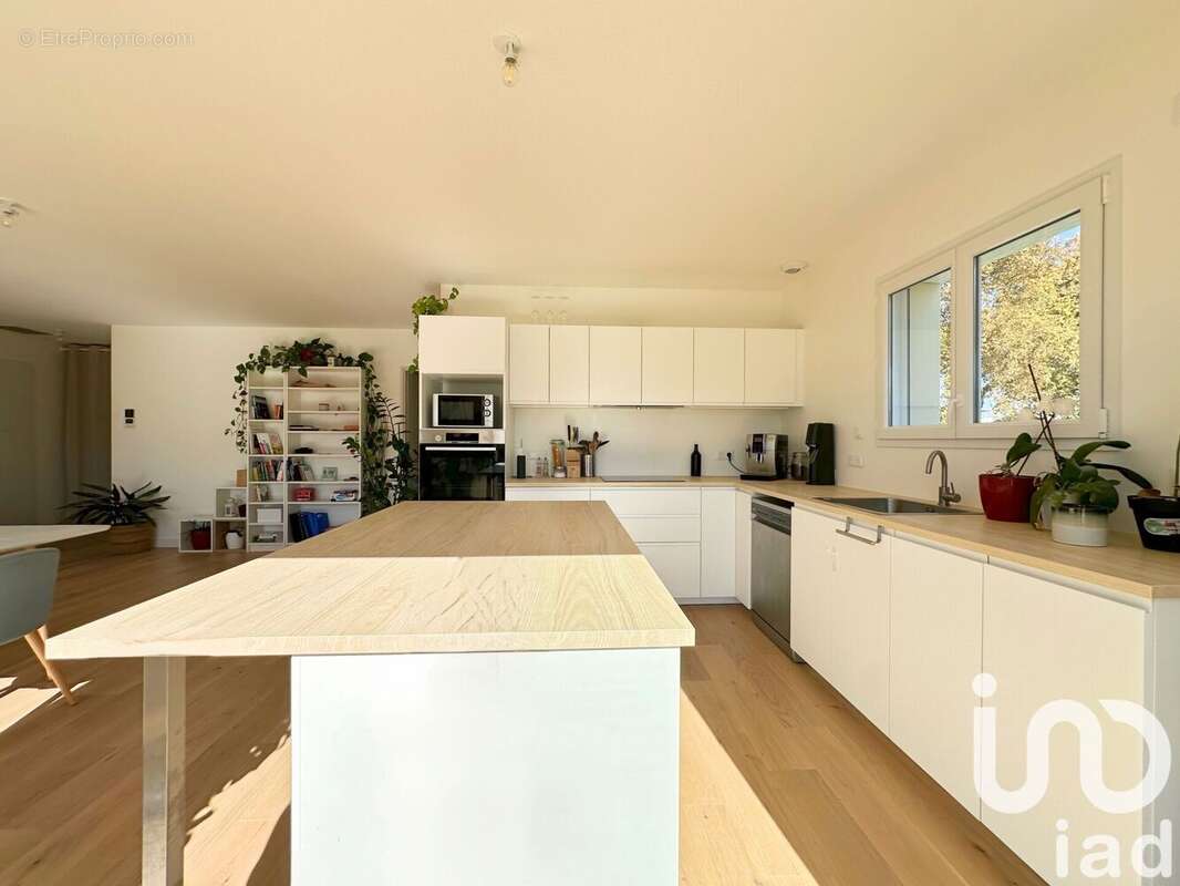 Photo 5 - Maison à LEOGNAN