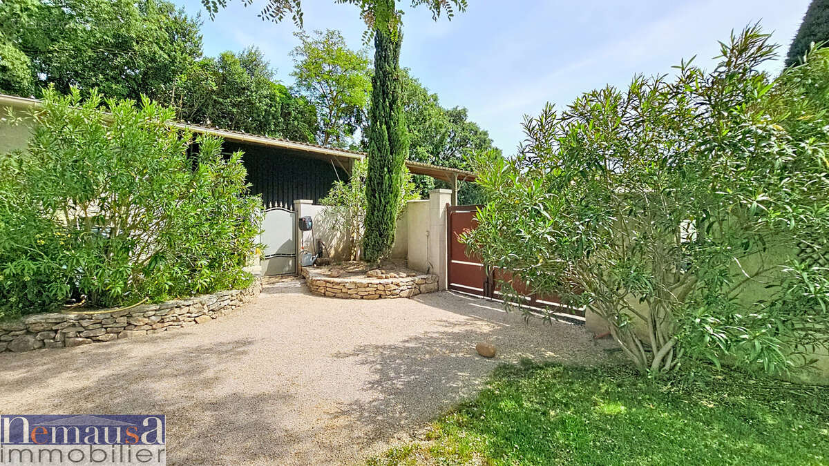 Maison à MONTFRIN