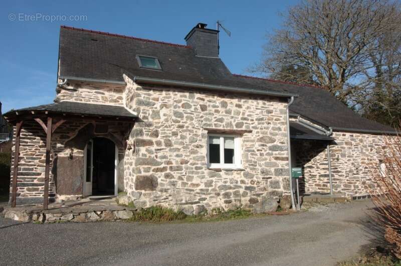 Maison à SAINT-RIVOAL