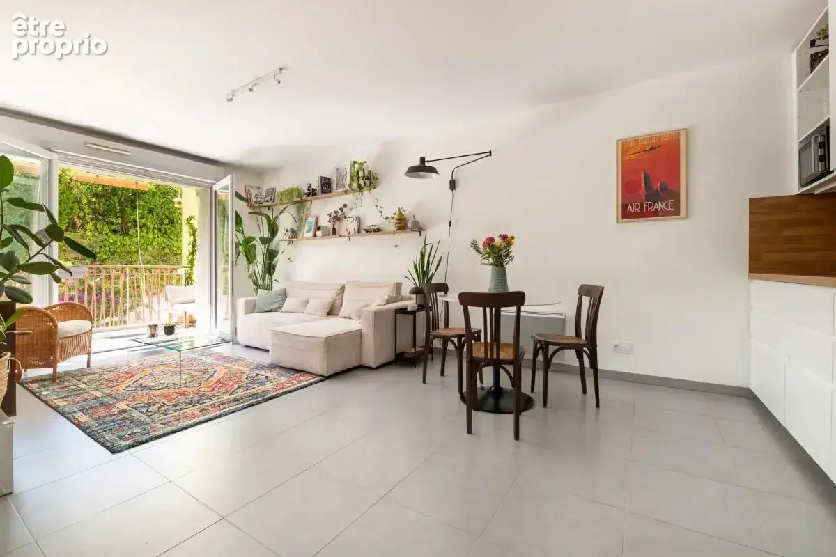 A vendre t3 renove avec garage et terrasse a marseille 13004 - photo 6