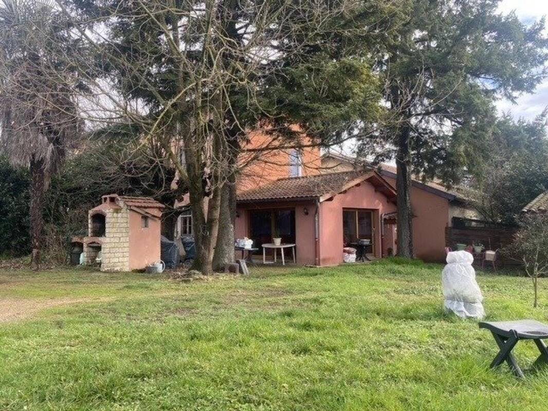 Photo 1 - Maison à LIMAS