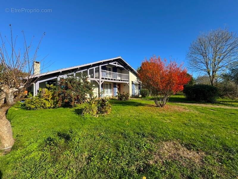 Maison à AIRE-SUR-L&#039;ADOUR