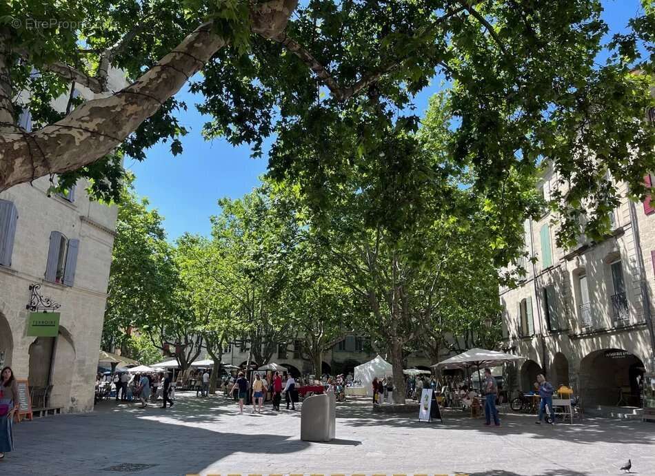 Appartement à UZES