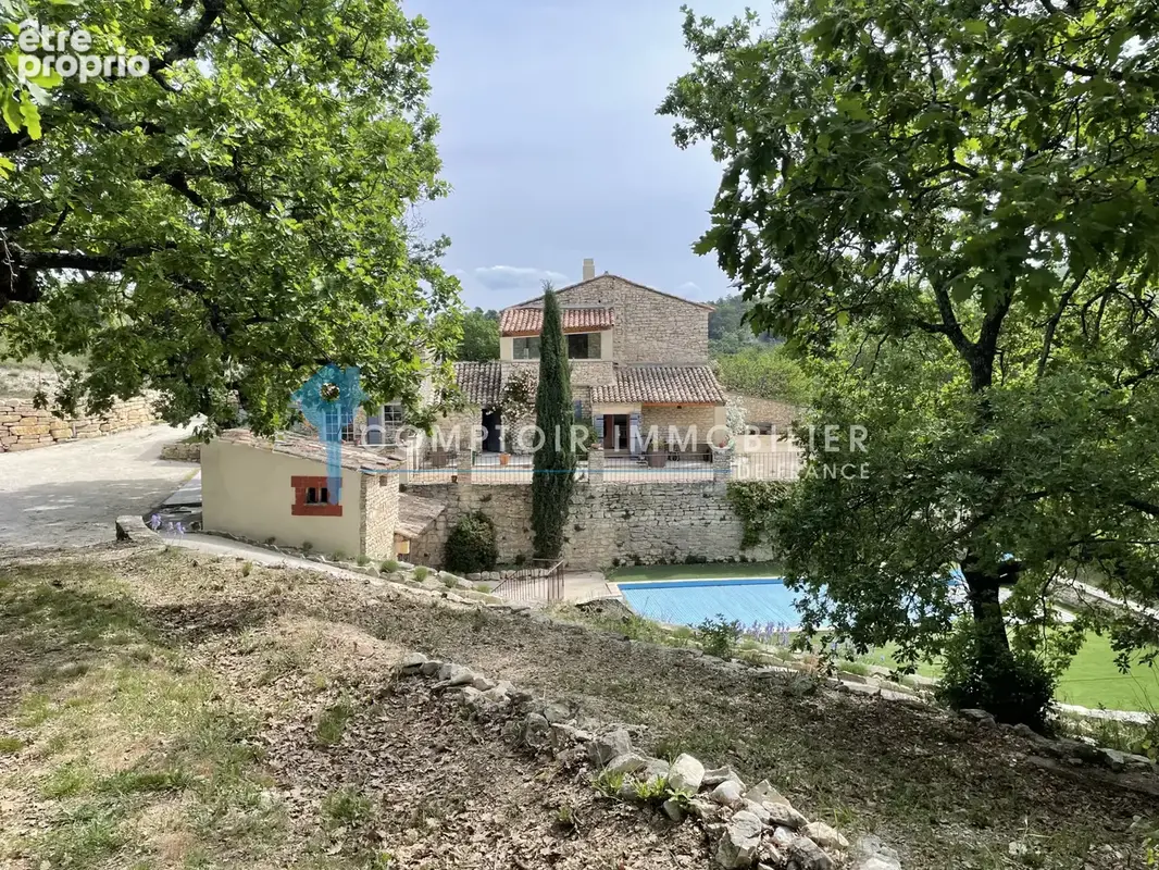 EXCLUSIVITÉ : Bastide proche de Gordes. - photo 20
