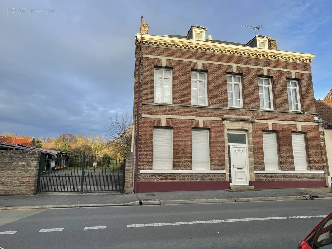 Maison à PONT-DE-METZ