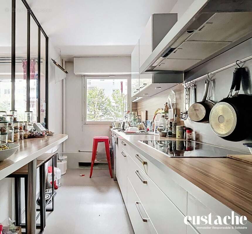 Appartement à PARIS-19E