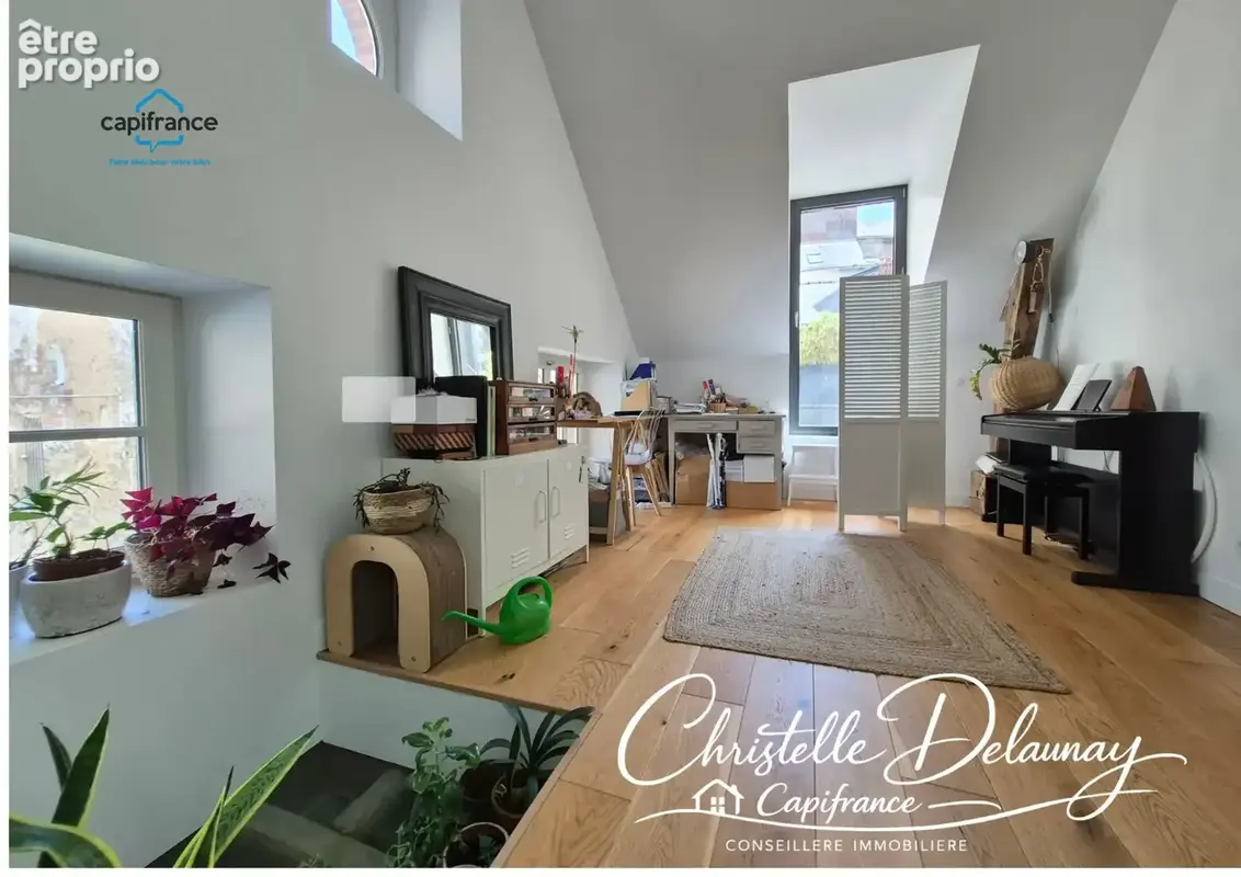  Maison de charme – 100 m² – Hyper centre de Laval – Cour & terrasse - photo 8