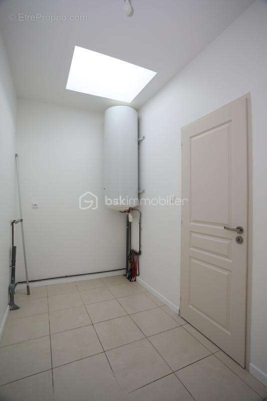 Maison à PAREMPUYRE