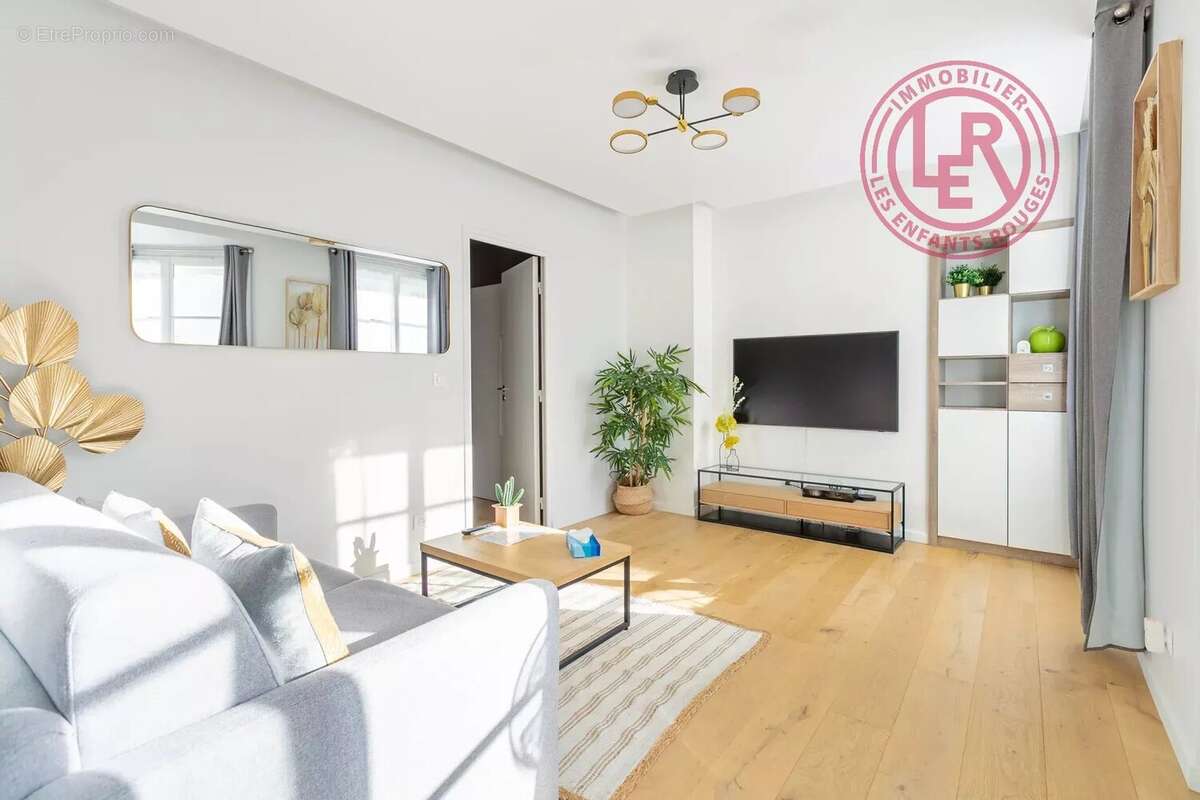 Appartement à PARIS-4E