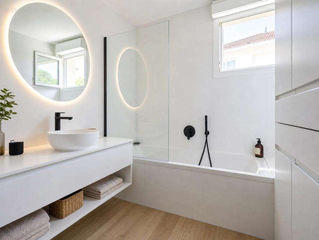 Charmant 4 pièces à Nanterre avec balcons - jardin collectif ! - photo 9