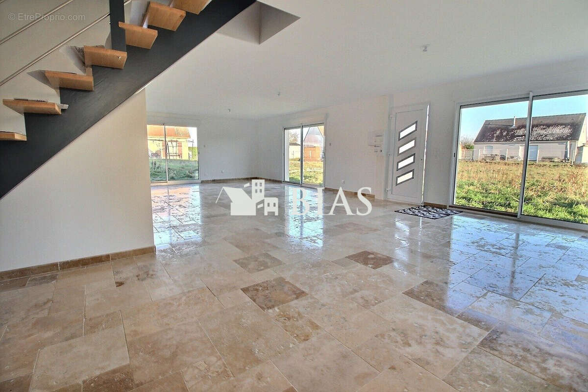 Maison à AMFREVILLE-SOUS-LES-MONTS